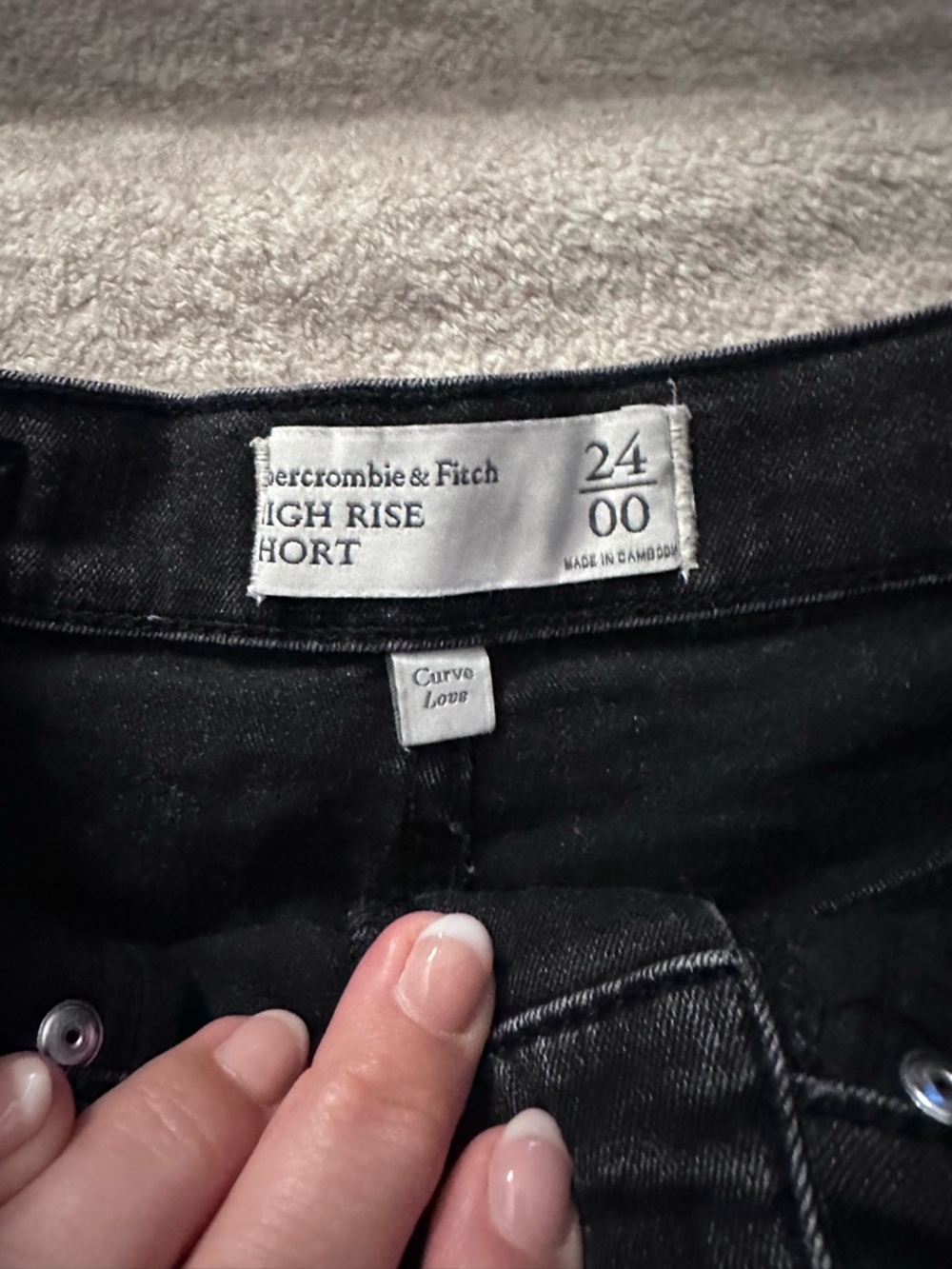 Abercrombie & Fitch Black Distressed High-Rise Denim Shorts - Picture 4 of 4